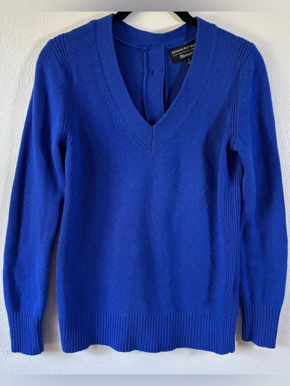 Banana Republic Cobalt Royal Blue V-Neck Wool Blend Sweater with Button Back